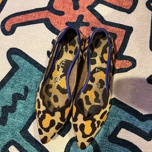 Rothy’s Big Cat Point, size 8.5